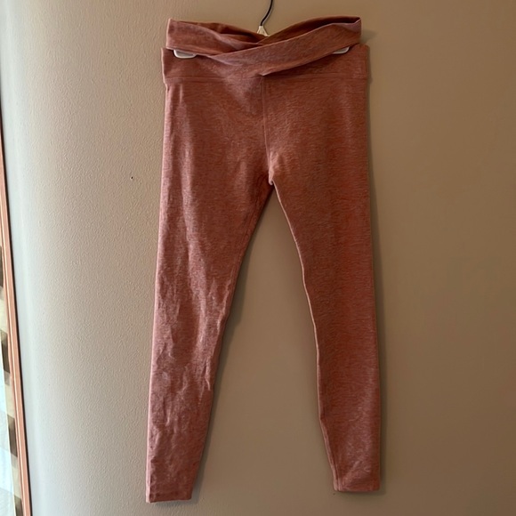 Beyond Yoga East Bound Spacedye Legging - Size M peach pink light tan pants soft - Picture 4 of 5